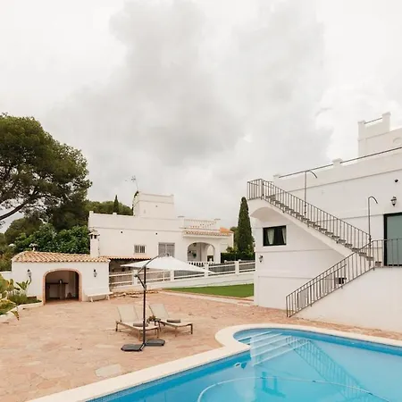 Dom wakacyjny Spacious With Private Pool & Garden For 4 Partida de La Cañada